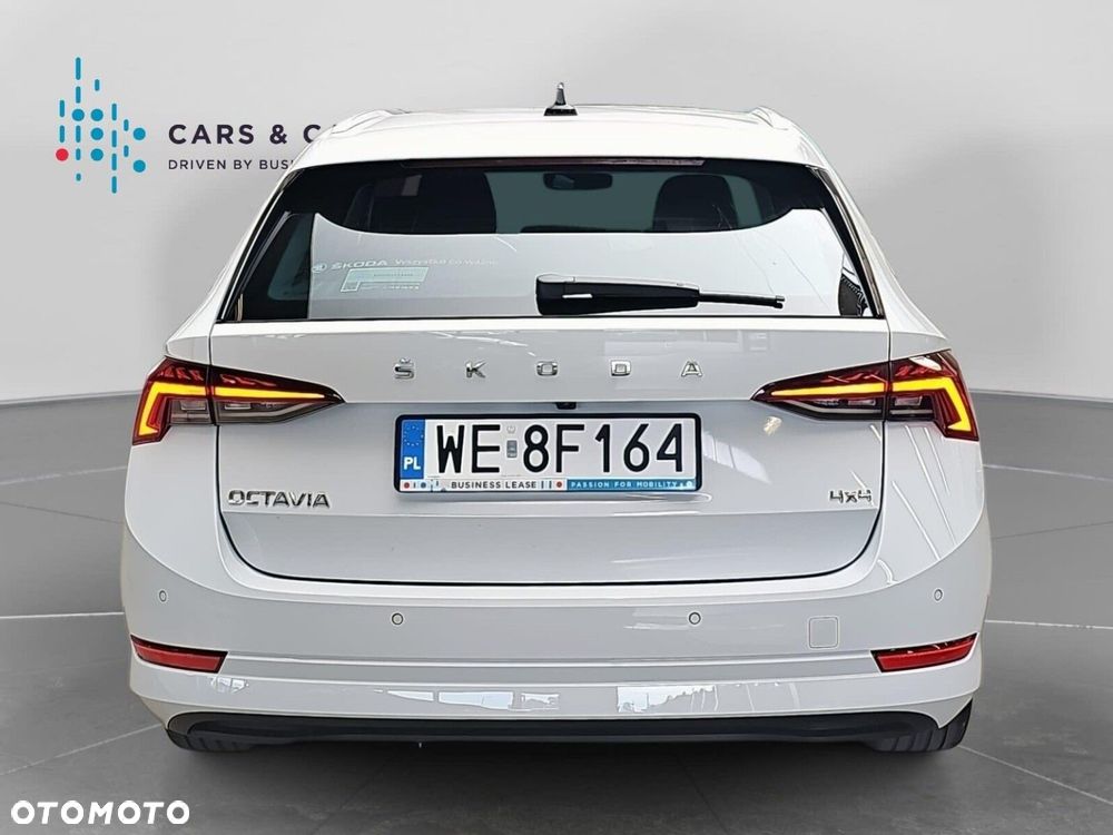 Skoda Octavia 2.0 TDI 4x4 Style DSG - 6
