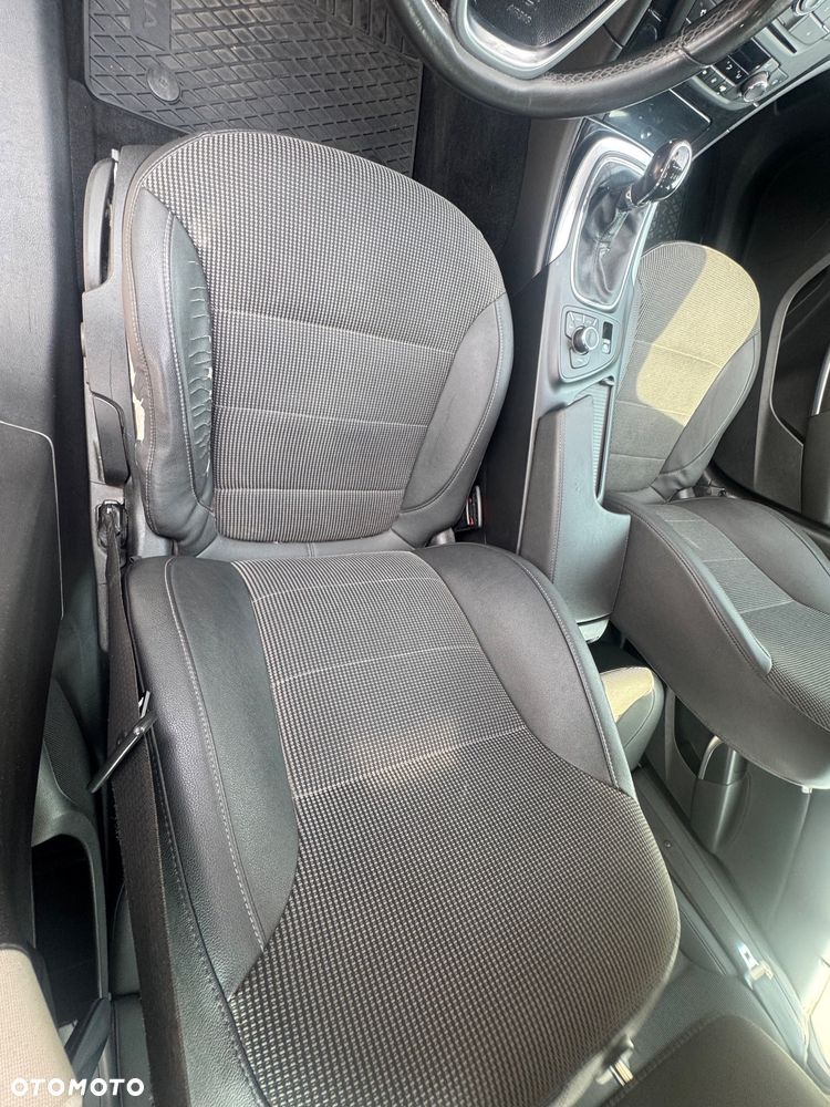 Opel Insignia 2.0 CDTI Cosmo - 12
