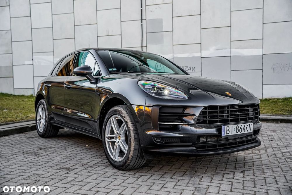 Porsche Macan - 1