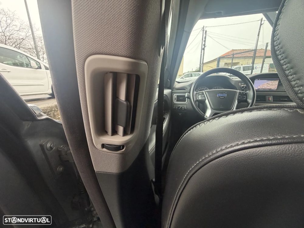 Volvo XC 70 2.0 D3 Drive V.Ocean Race Start/Stop - 47