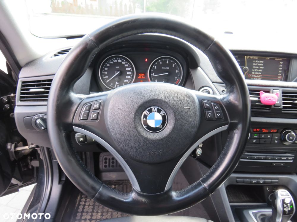 BMW X1 xDrive28i - 19