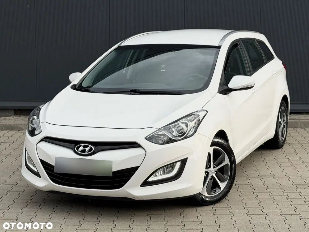 Hyundai i30 i30cw 1.6 Fifa World Cup Edition - 40