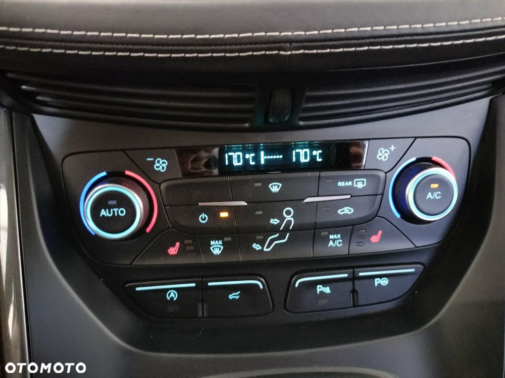 Ford Kuga Vignale 1.5 EcoBoost FWD ASS GPF - 29