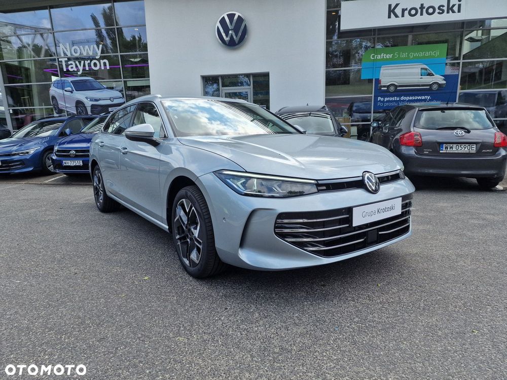 Volkswagen Passat - 4