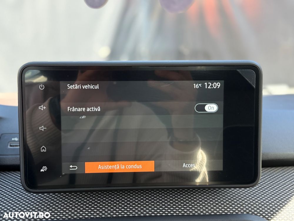 Dacia Logan TCe 90 MT6 Comfort - 8