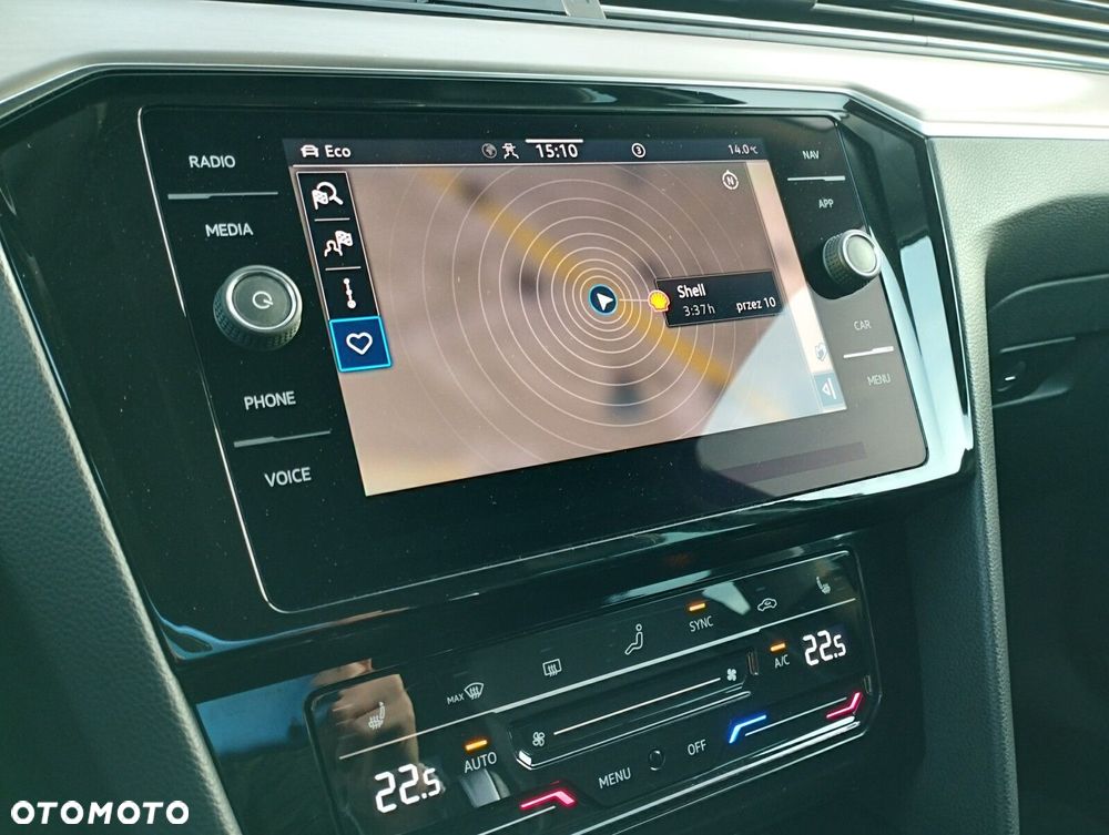 Volkswagen Passat Variant 2.0 TDI Elegance DSG - 15