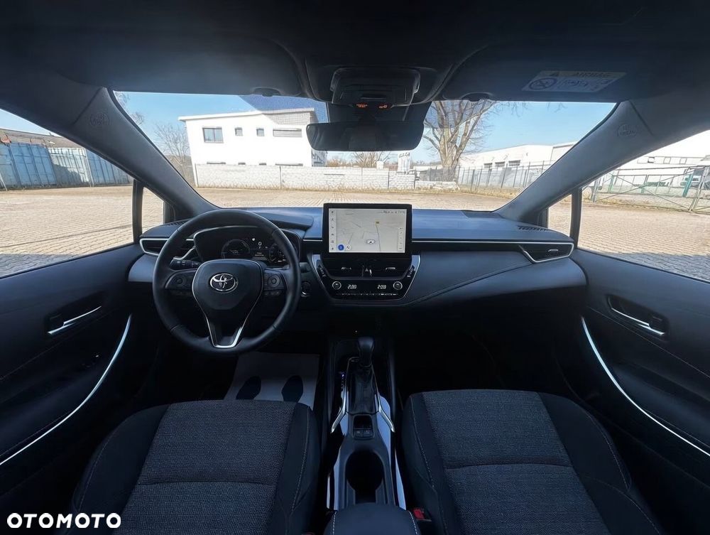 Toyota Corolla 1.8 Hybrid Executive - 29