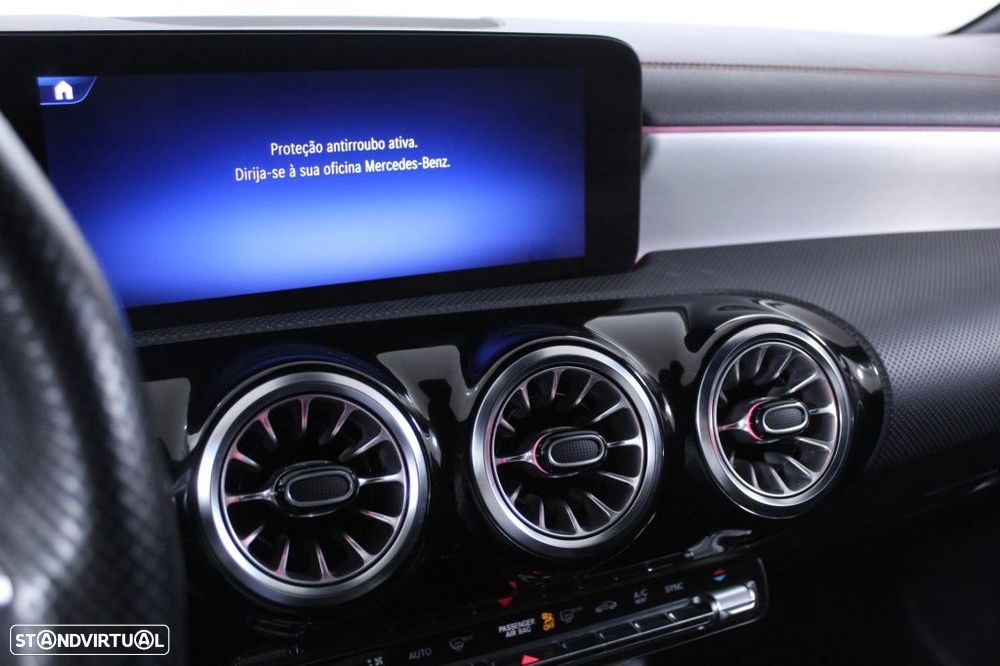 Mercedes-Benz CLA 180 d Shooting Brake AMG Line Aut. - 29