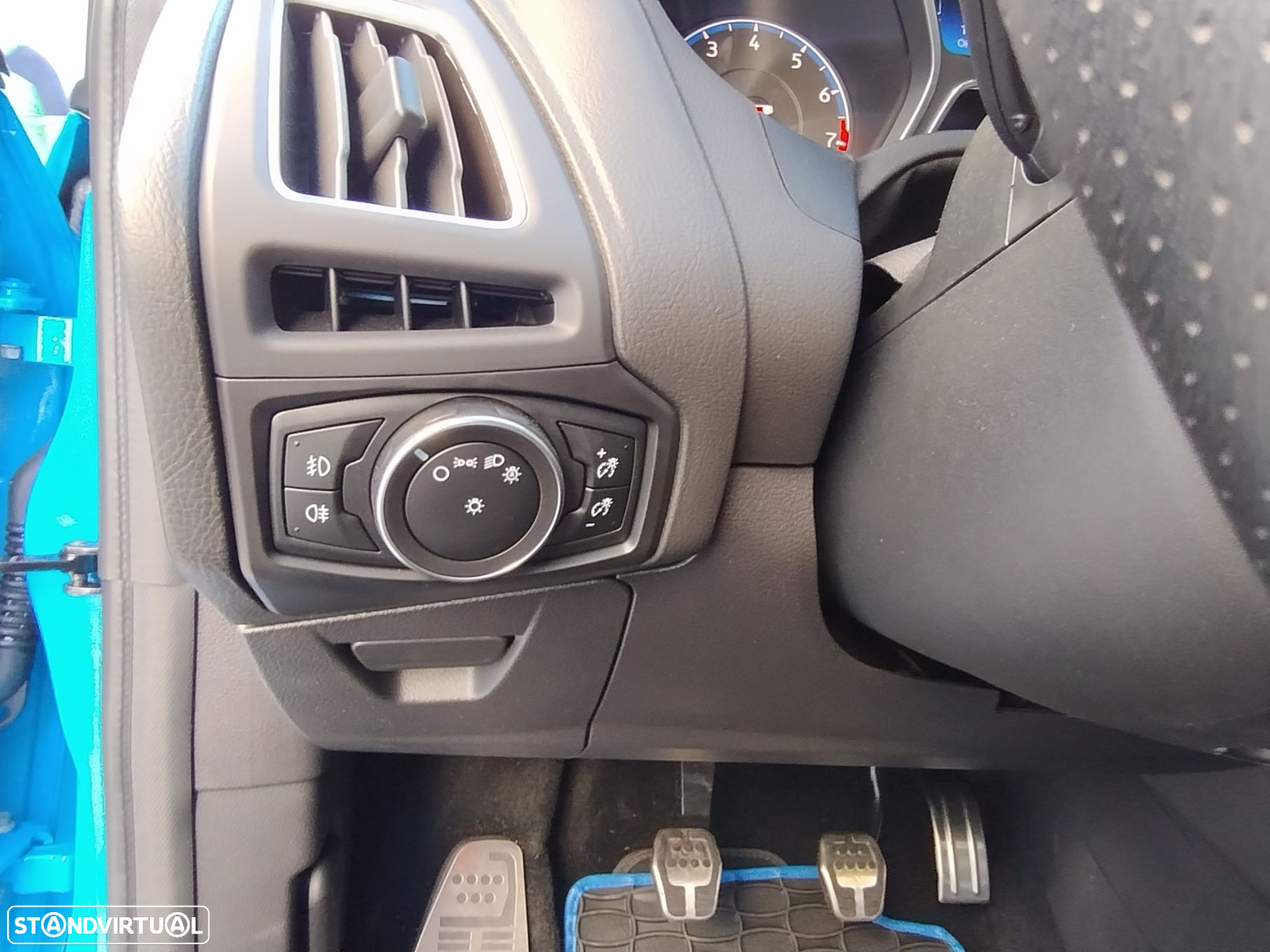 Ford Focus 2.3 EcoBoost RS - 48