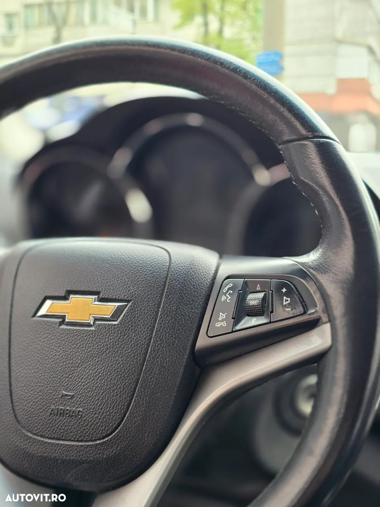 Chevrolet Cruze 1.8 Ecotec LT - 11