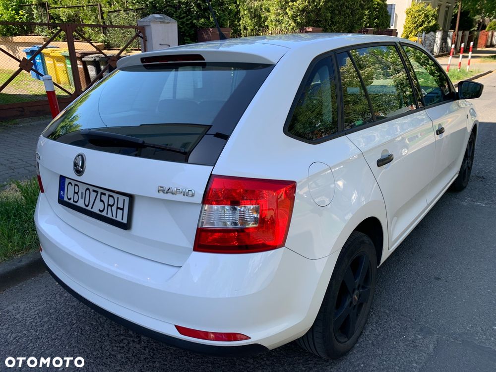 Skoda RAPID 1.2 Edition - 5