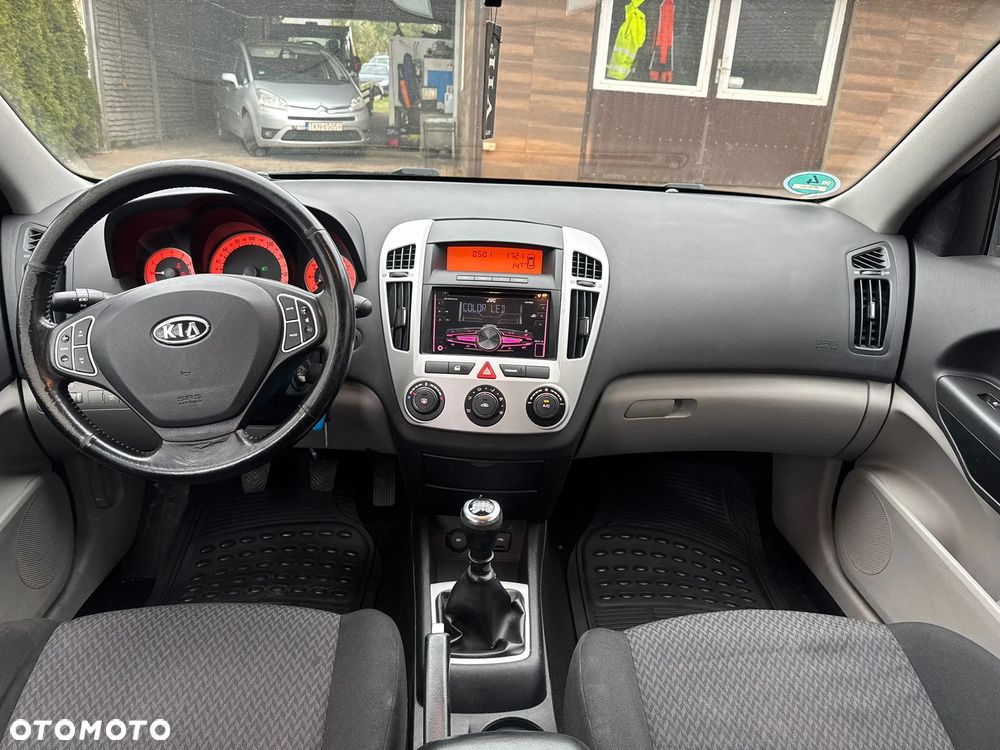 Kia Ceed 1.4 Comfort - 8