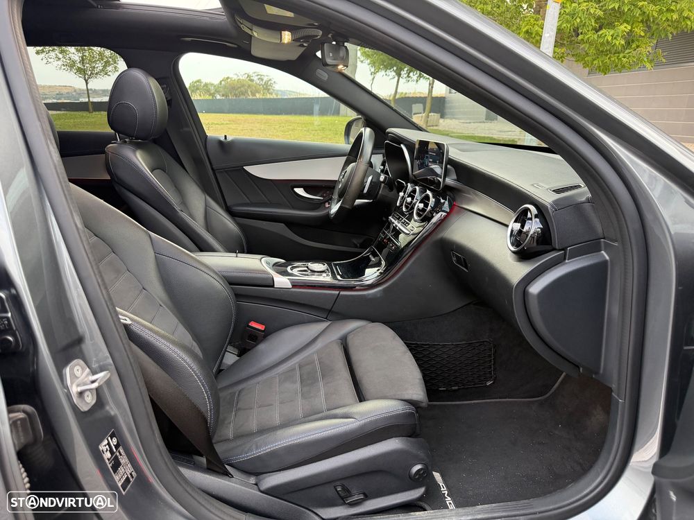 Mercedes-Benz C 300 de AMG Line - 26