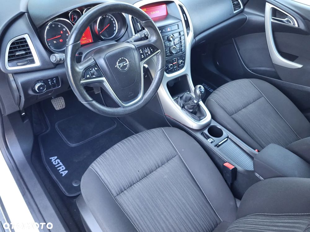 Opel Astra 1.4 Turbo - 13