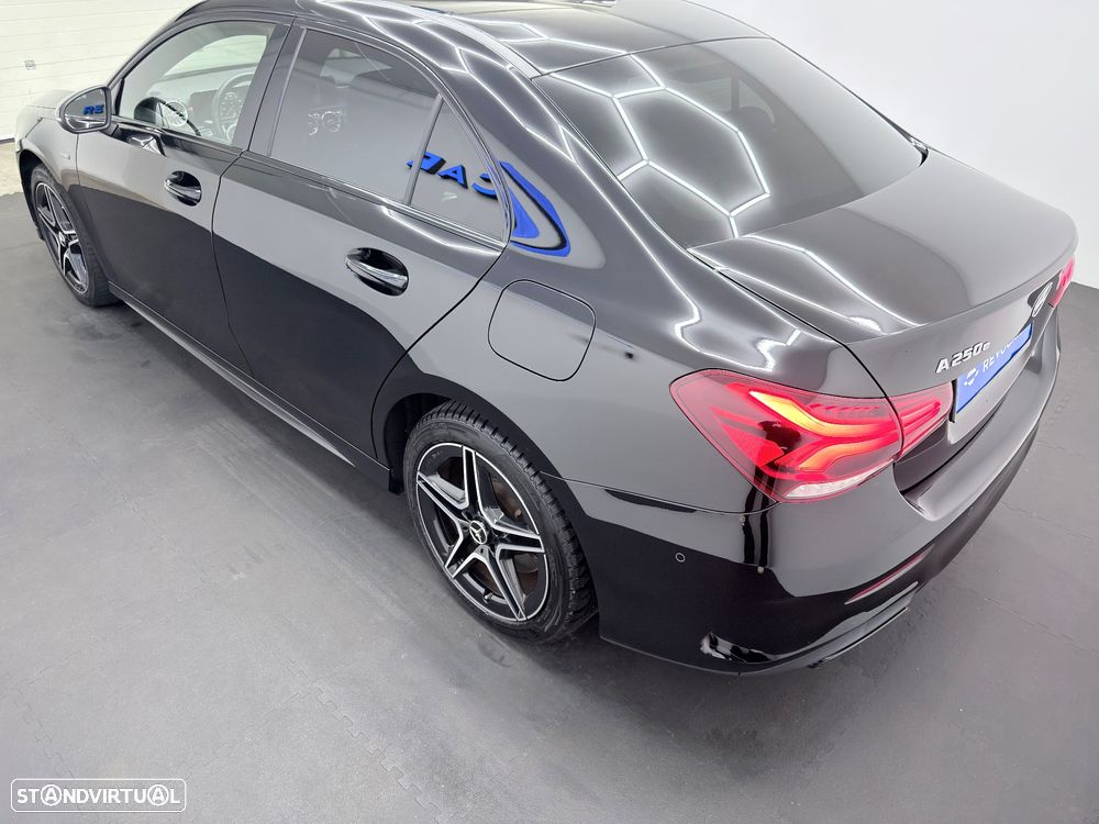 Mercedes-Benz A 250 Limousine e 8G-DCT AMG Line Advanced - 8