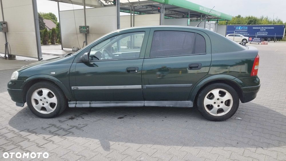 Opel Astra - 4