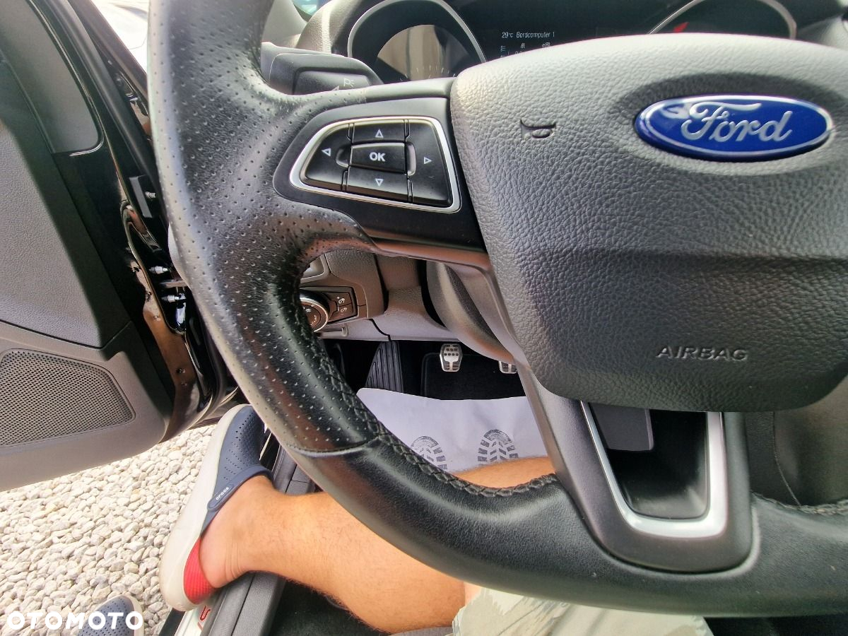 Ford Focus 1.0 EcoBoost ST-Line Red ASS - 15