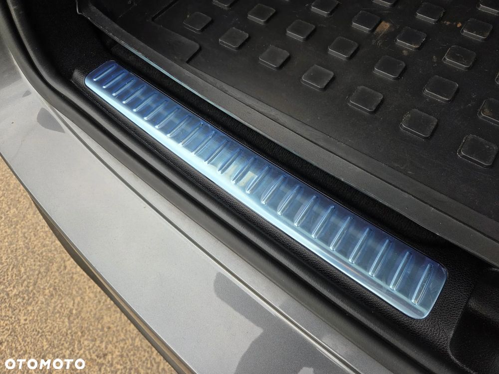 Mercedes-Benz GLC - 39