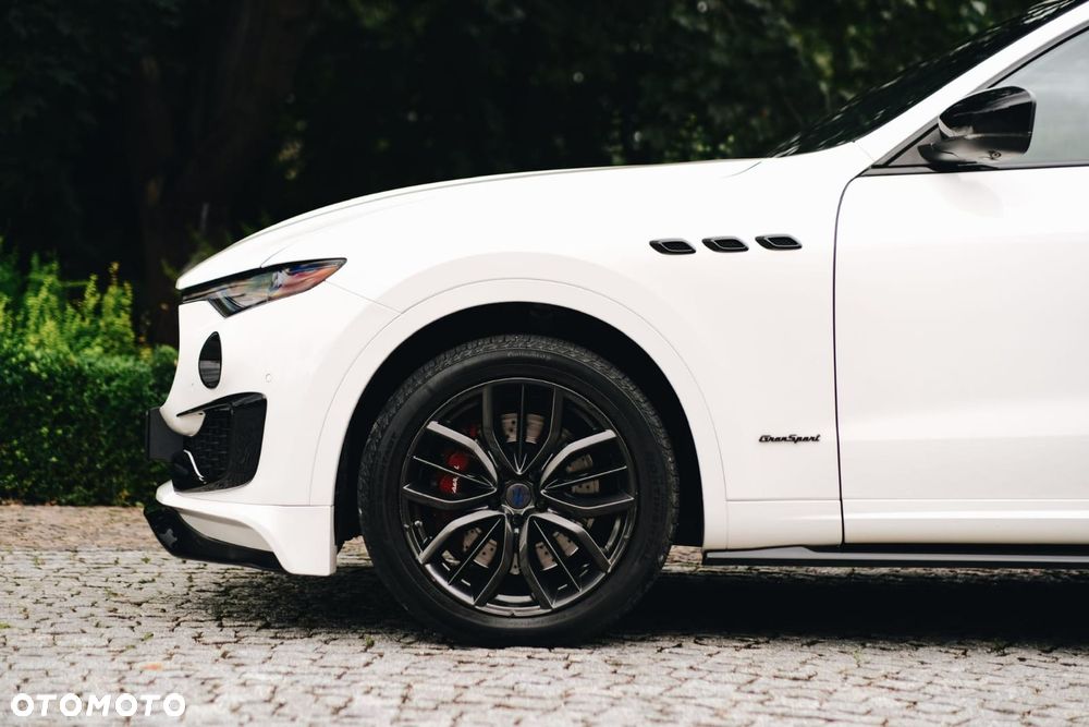 Maserati Levante S - 3