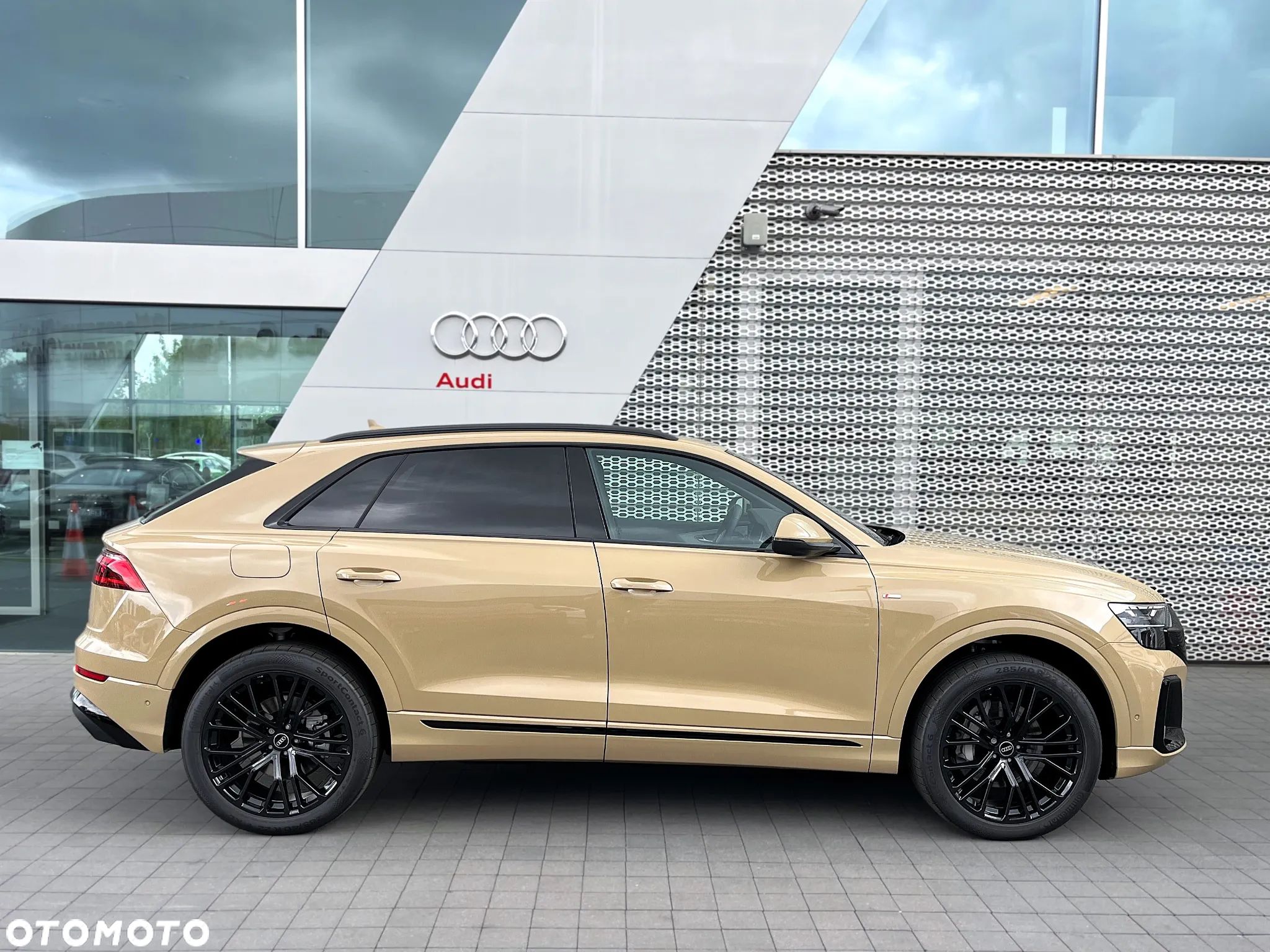 Audi Q8 - 1
