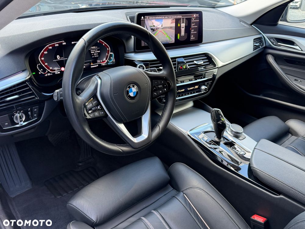 BMW Seria 5 520d M Sport sport - 15