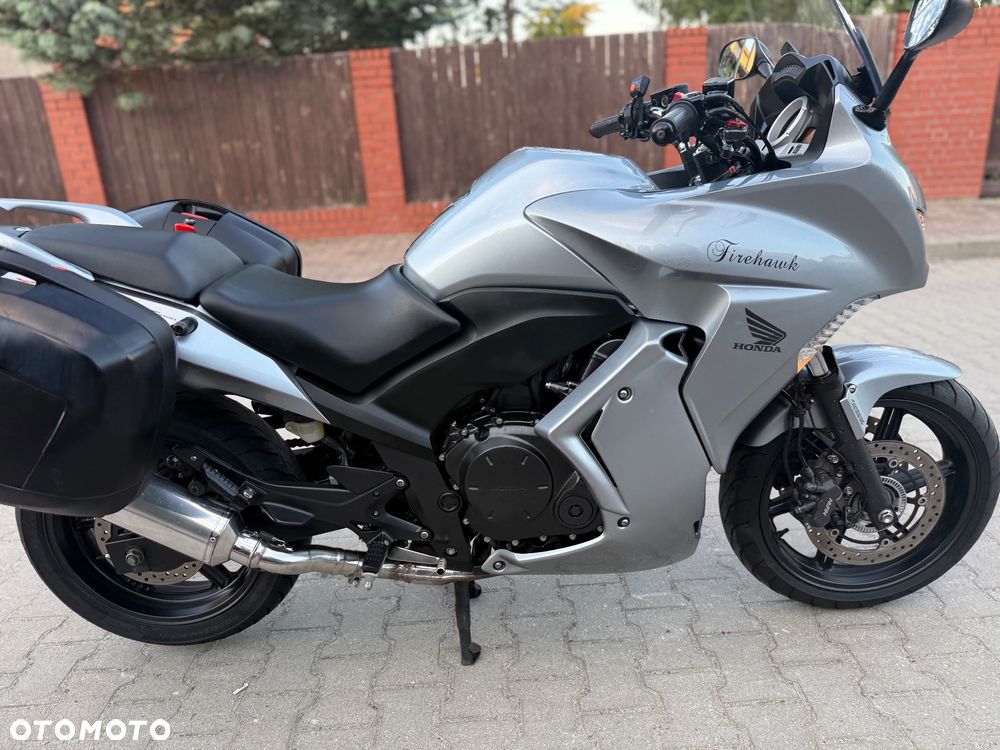 Honda CBF - 8