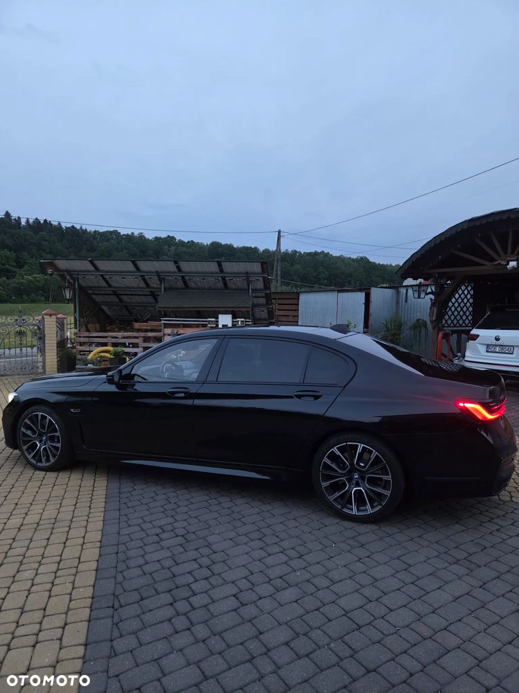 BMW Seria 7 - 23