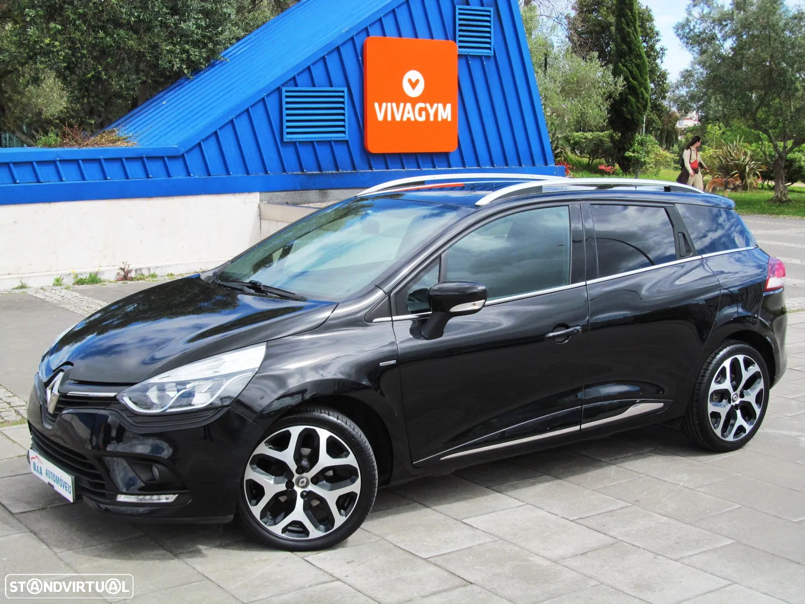 Renault Clio Sport Tourer (Energy) dCi 90 Start & Stop INTENS - 26