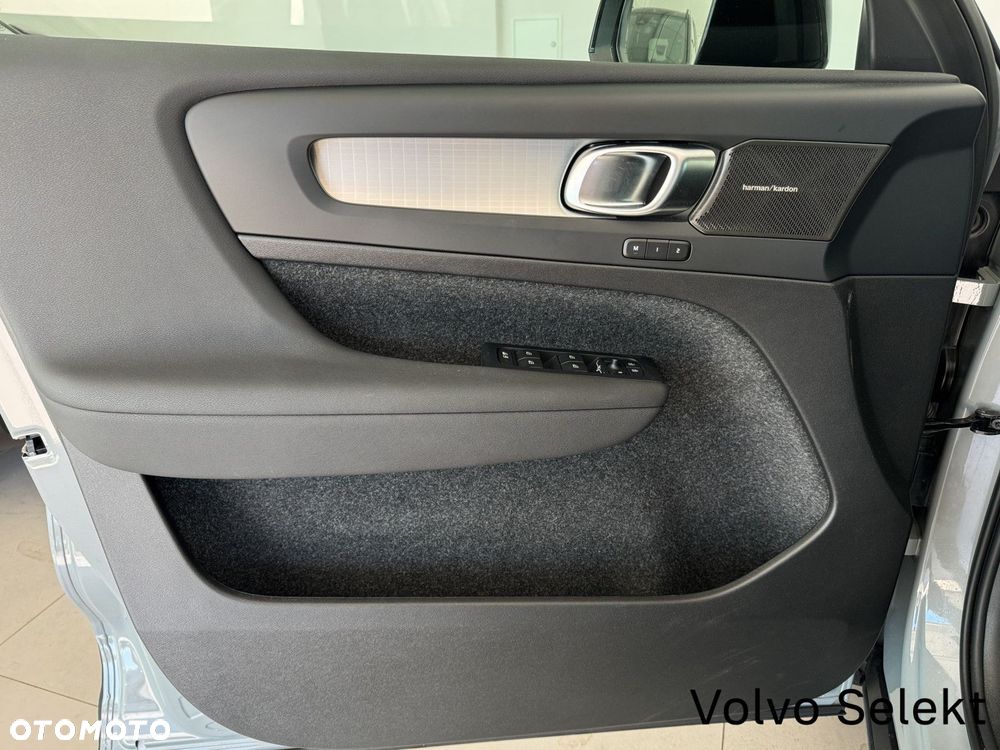 Volvo XC 40 - 15