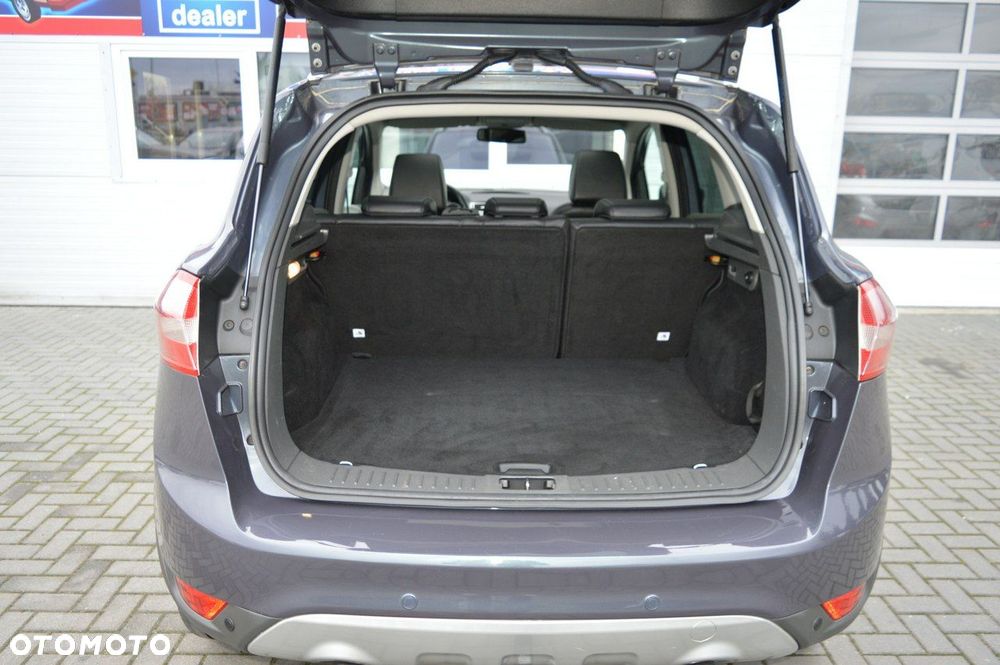 Ford Kuga 2.0 TDCi 2x4 Titanium - 36