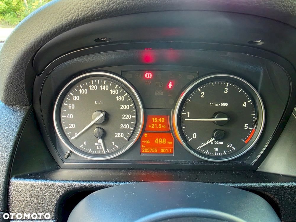 BMW X1 xDrive20d Sport Line - 32
