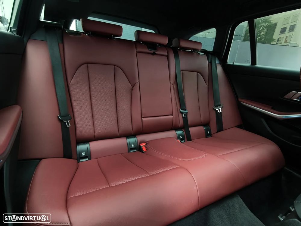 BMW 320 e Pack M Auto - 51