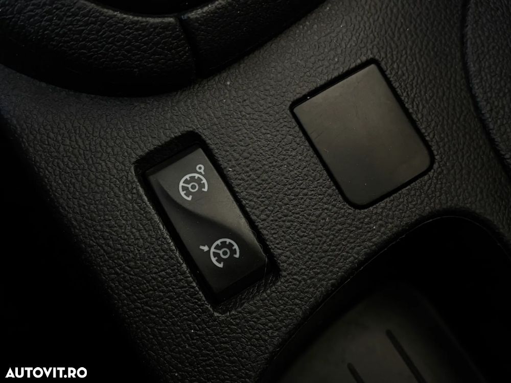 Renault Clio TCe Life - 27