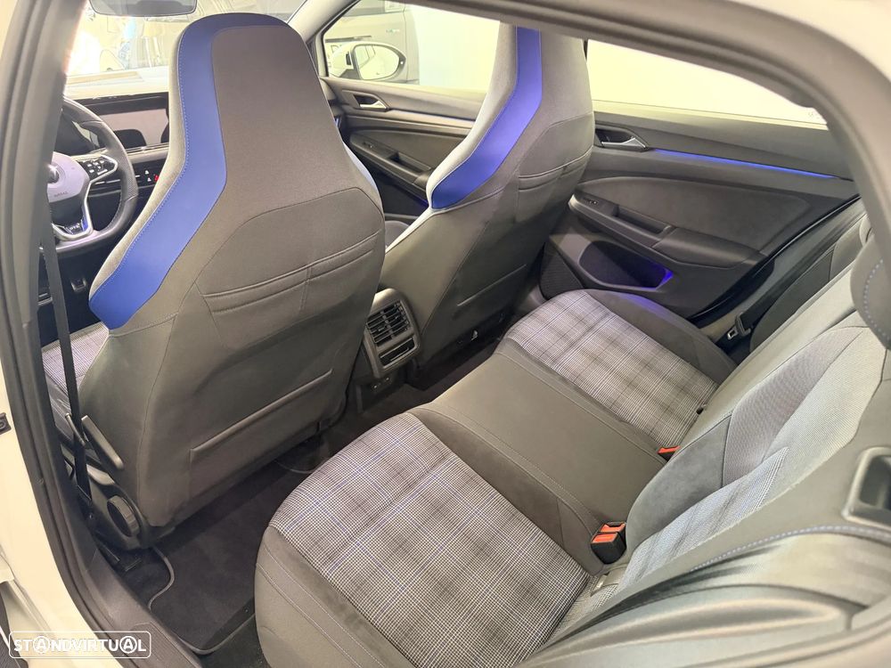 VW Golf 1.4 eHybrid OPF DSG GTE - 39