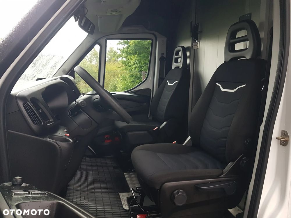 Iveco DAILY KONTENER NISKOPODŁOGOWY 4,43x2,23x2,42 SKLEP FOODTRUCK BAR KLIMA KONIOWÓZ KAMPER - 7