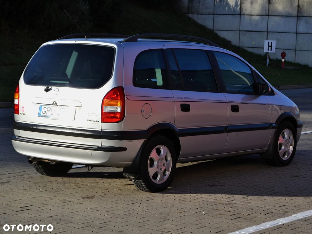 Opel Zafira 2.0 DTI Edition - 2