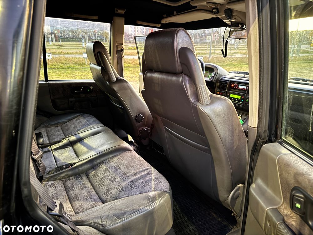 Land Rover Discovery - 10