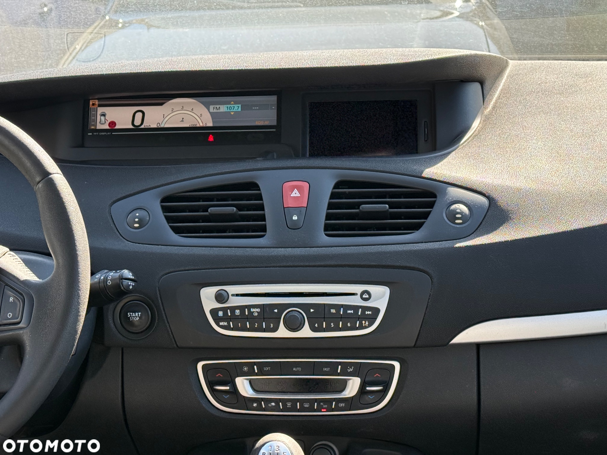 Renault Scenic ENERGY dCi 110 S&S Expression - 12