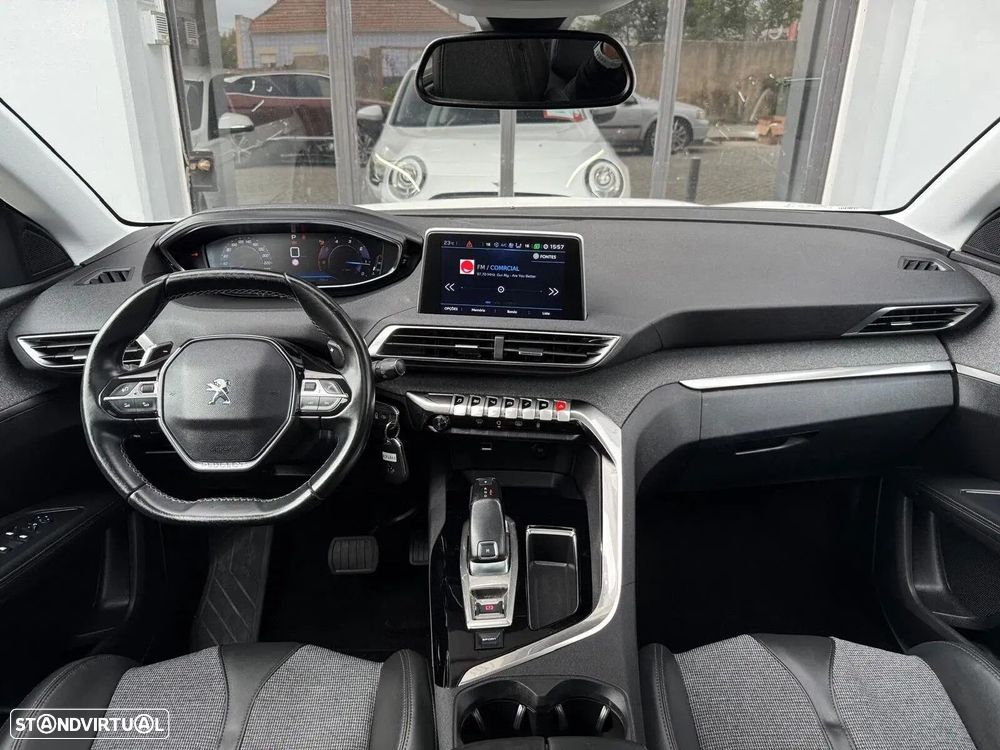 Peugeot 5008 1.5 BlueHDi Allure EAT8 - 17