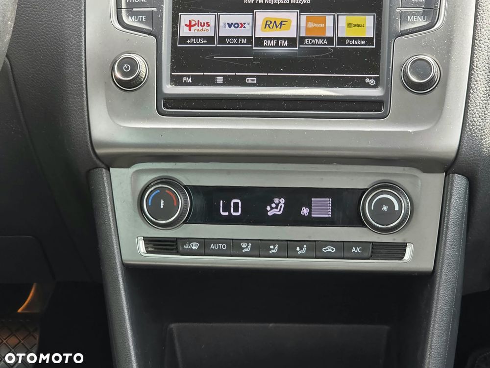 Volkswagen Polo 1.2 TSI Blue Motion Technology Lounge - 21