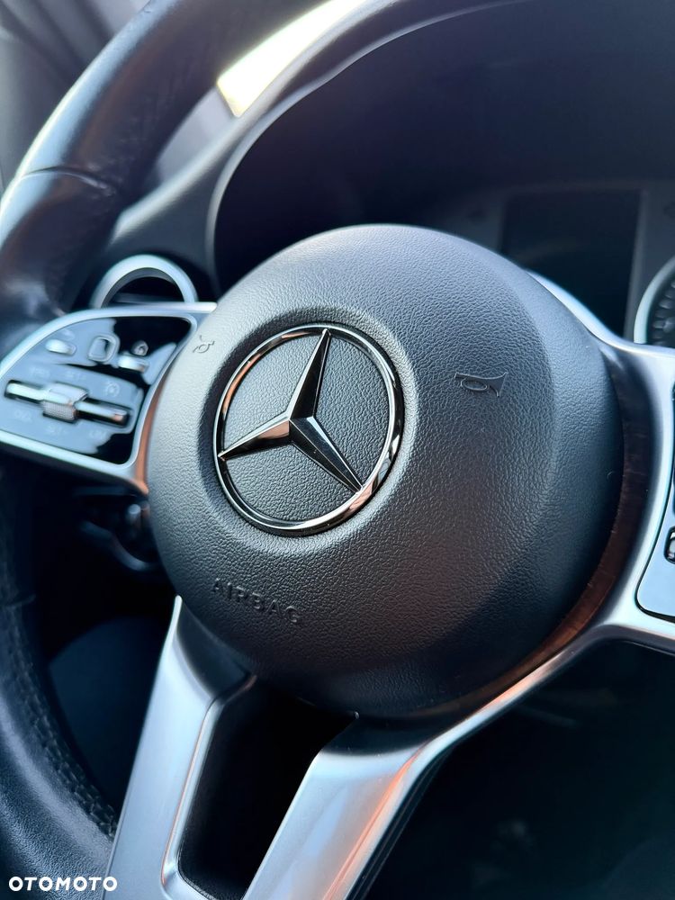 Mercedes-Benz GLC 200 4-Matic - 11
