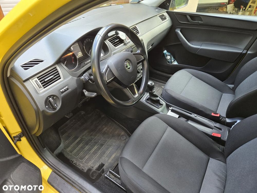 Skoda RAPID 1.2 TSI Active - 13