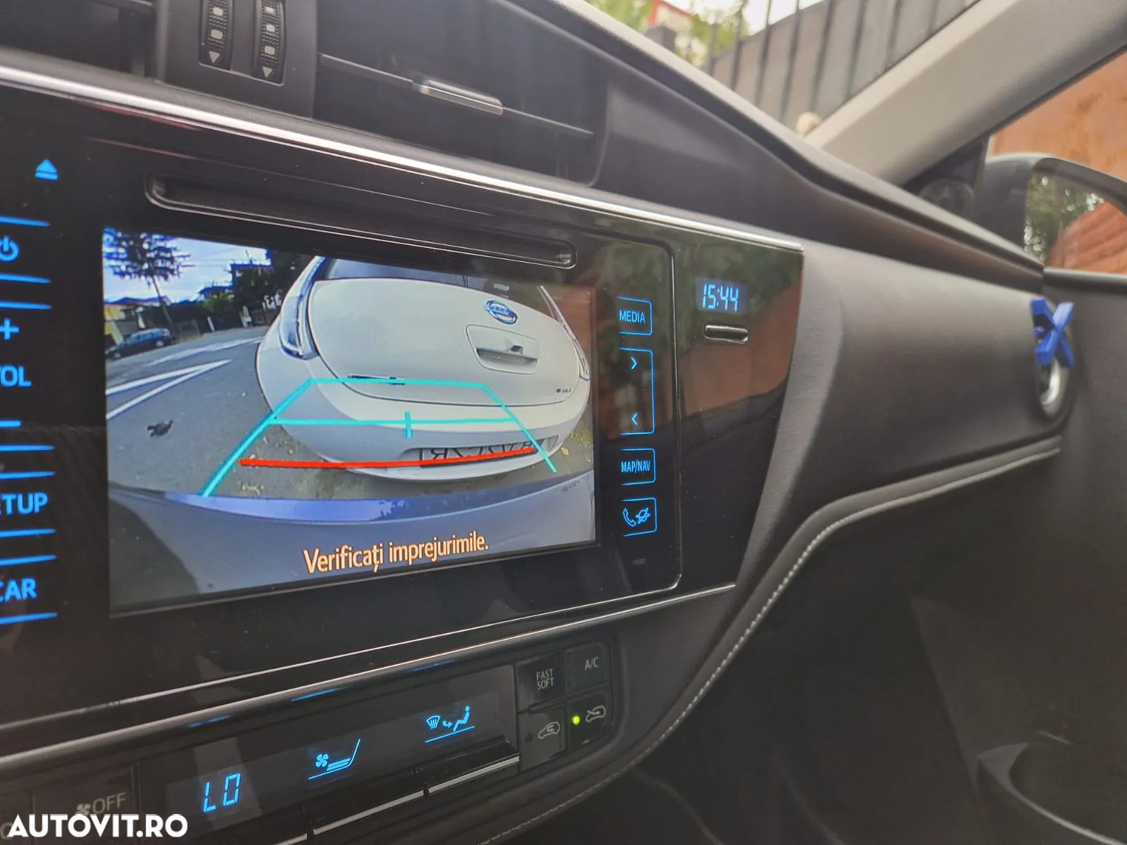 Toyota Auris - 17