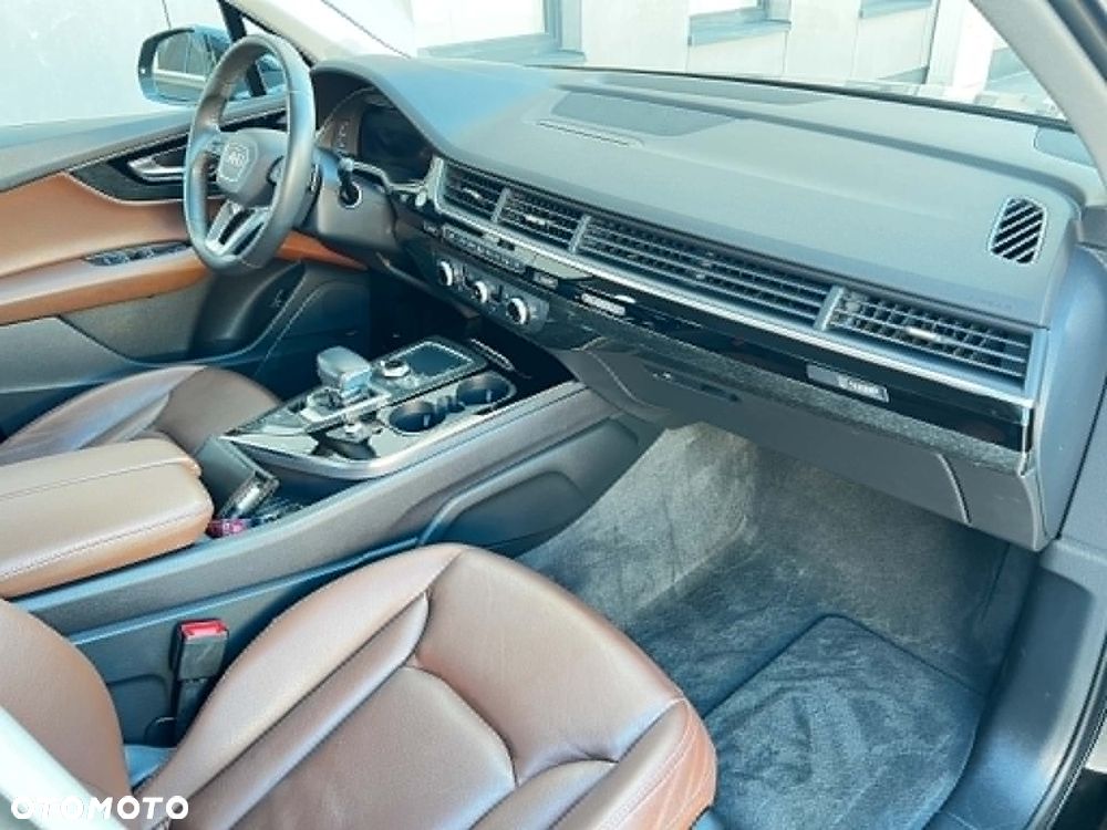 Audi Q7 3.0 TFSI Quattro Tiptronic - 22