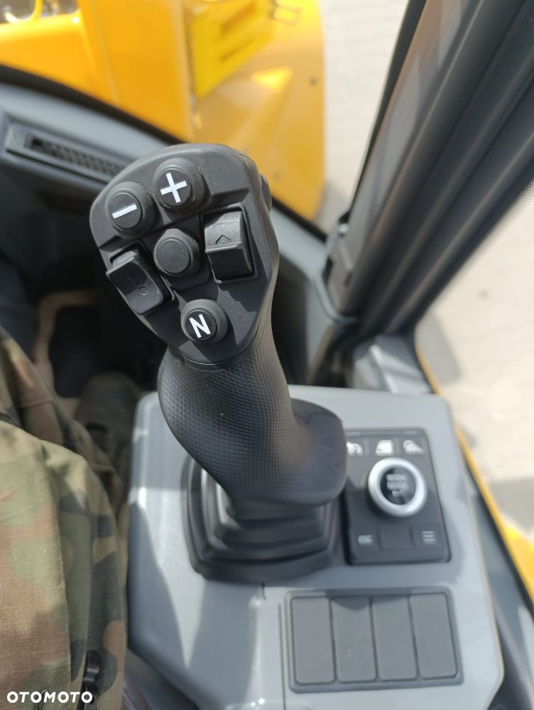 Volvo L30H - 9