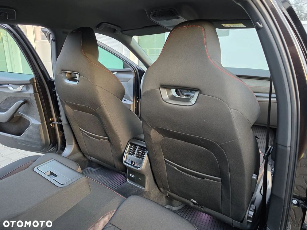 Skoda Octavia 2.0 TSI RS DSG - 38