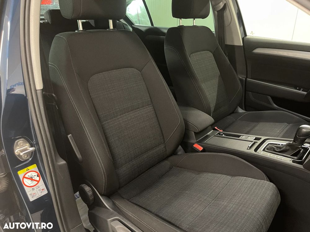 Volkswagen Passat 2.0 TDI DSG Comfortline - 10