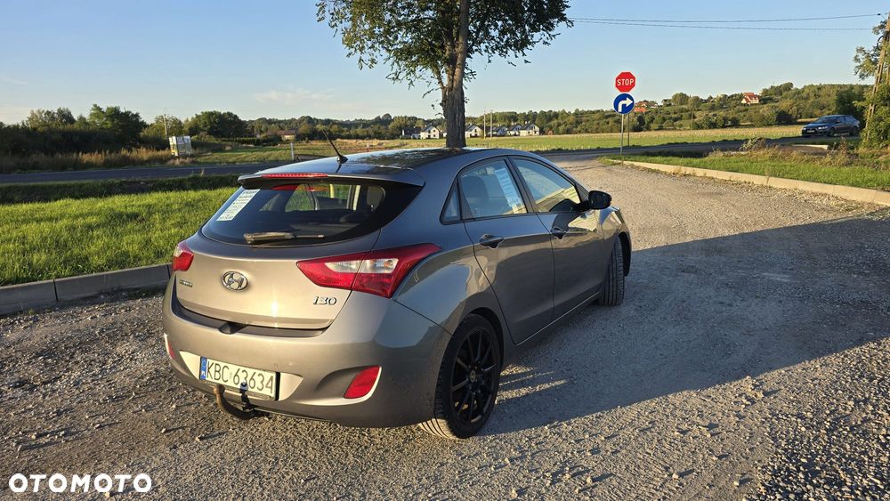 Hyundai i30 i30cw 1.4 CRDi Trend - 4