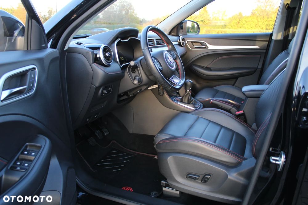 MG ZS ICE 1.5 VTI-tech Luxury - 14