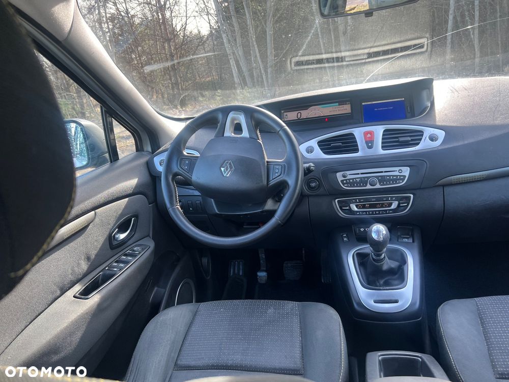 Renault Scenic 1.9 dCi Confort Expression - 8